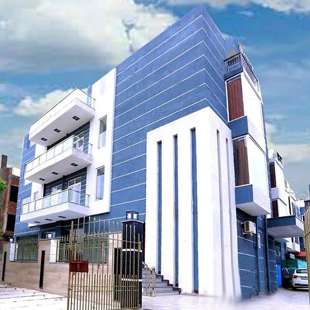 Hotel Nirvana Inn - Near Expo Mart Greater Noida Eksteriør billede