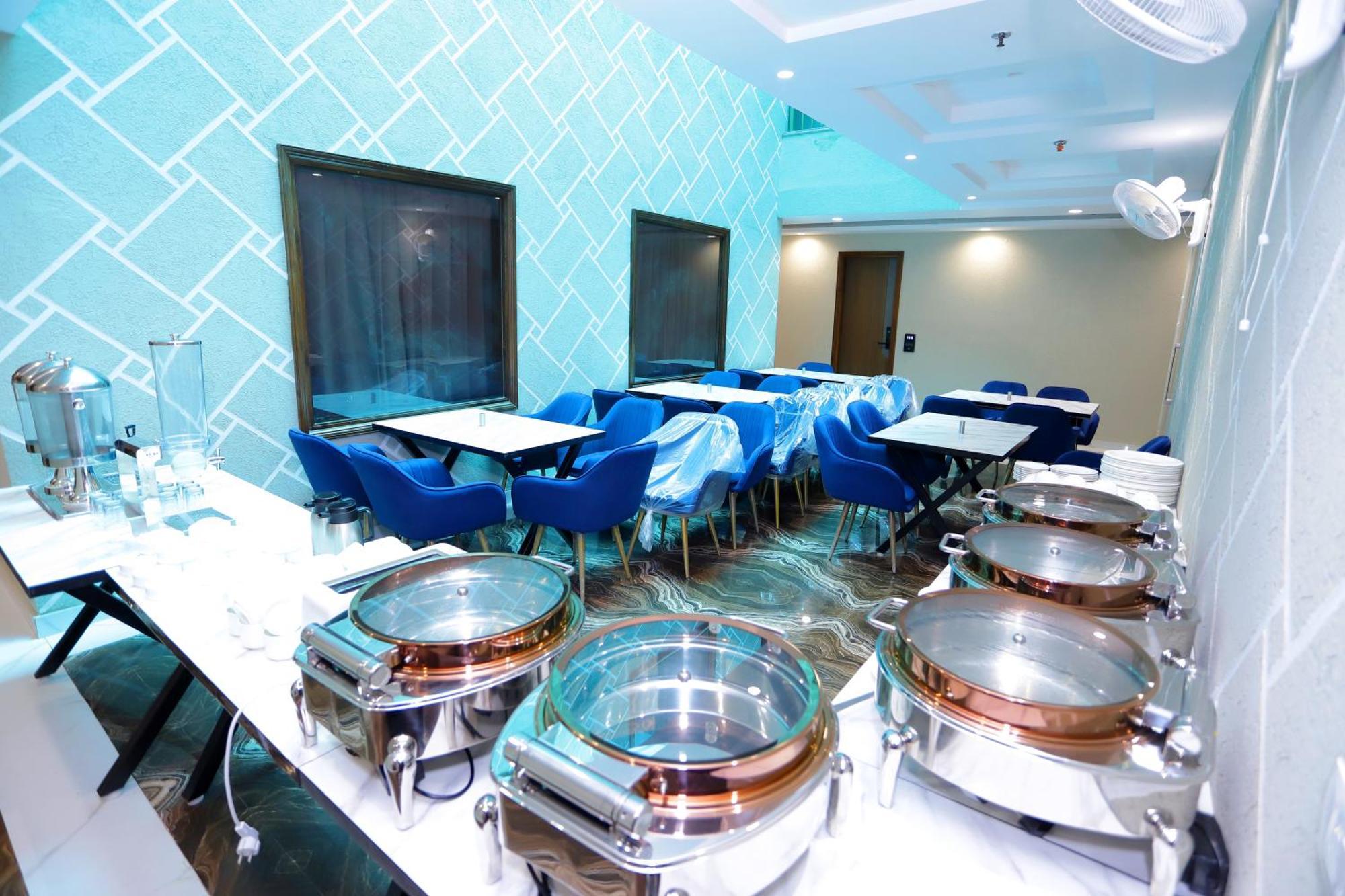Hotel Nirvana Inn - Near Expo Mart Greater Noida Eksteriør billede