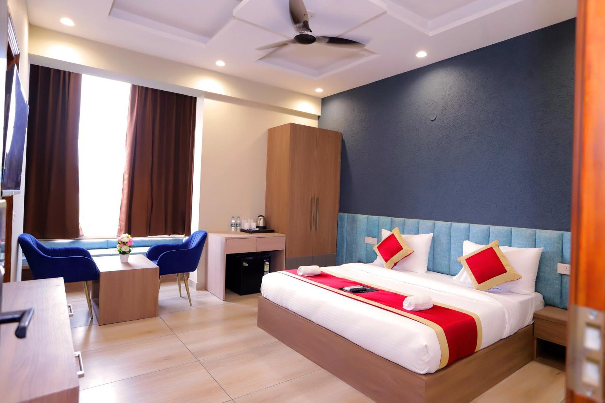 Hotel Nirvana Inn - Near Expo Mart Greater Noida Eksteriør billede