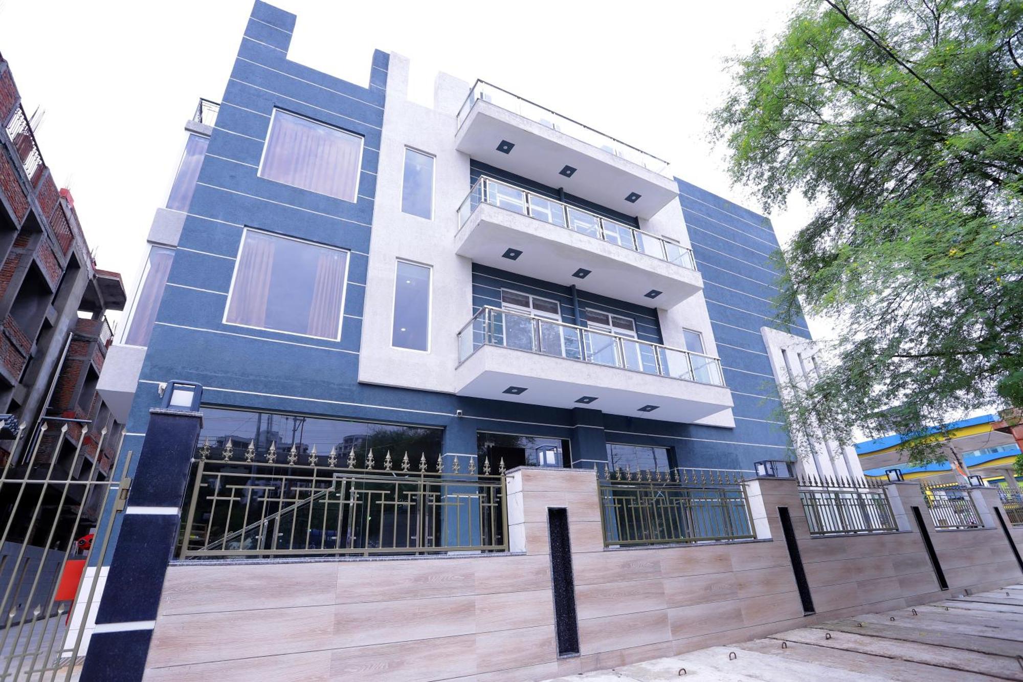 Hotel Nirvana Inn - Near Expo Mart Greater Noida Eksteriør billede